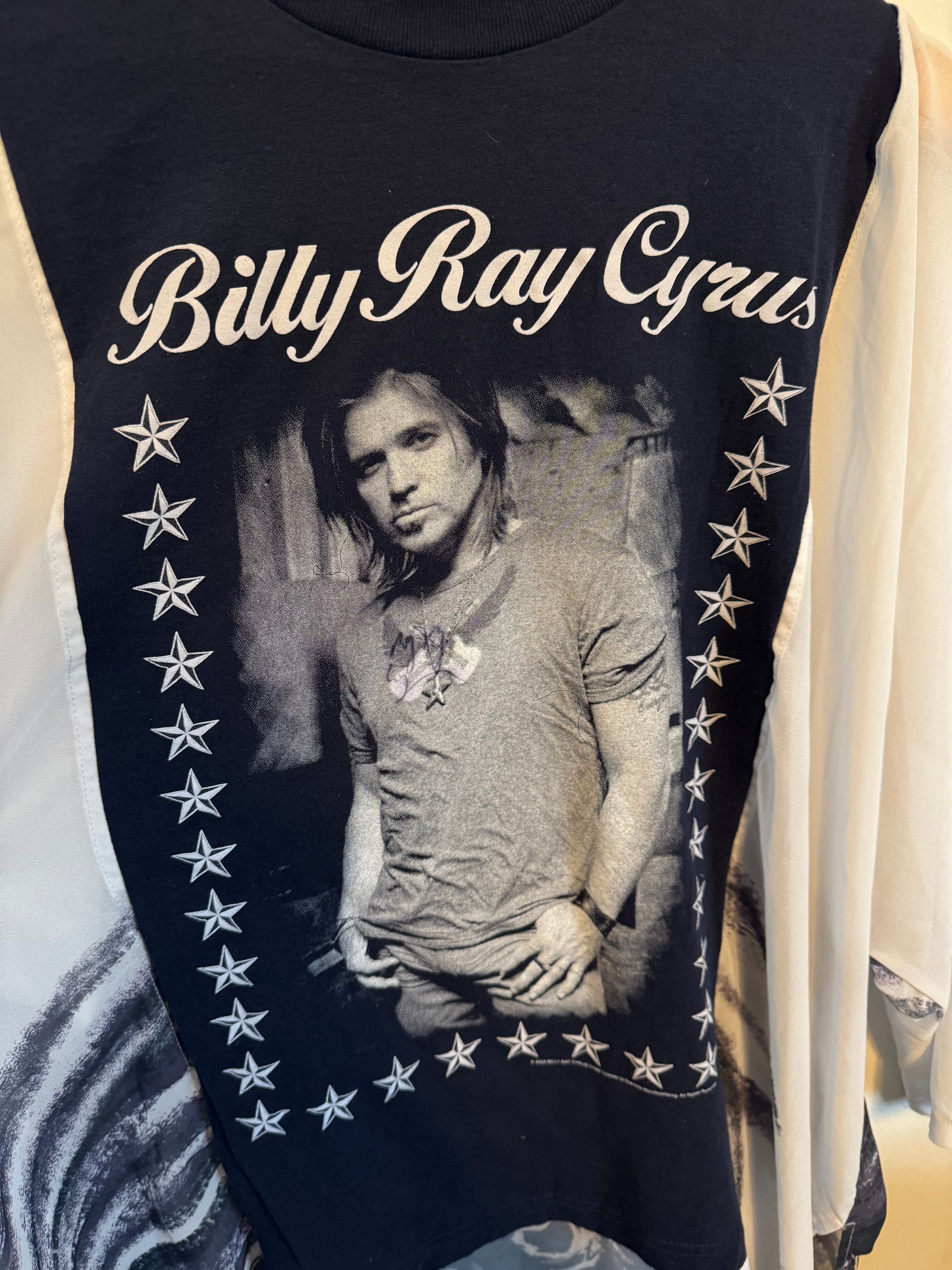 Billy Ray Cyrus Tee with Horse Kimono