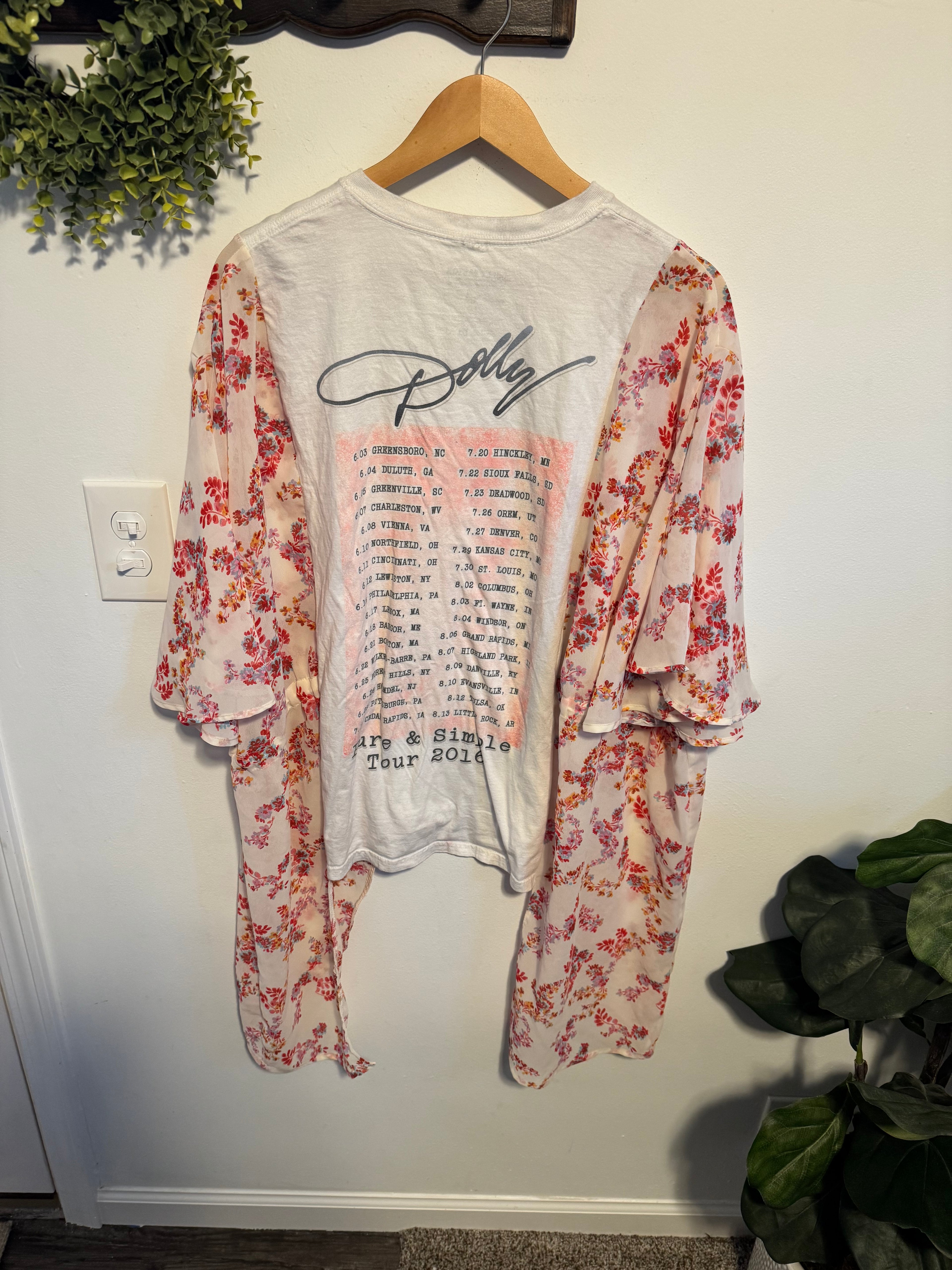 Dolly Parton - Adjustable Waist